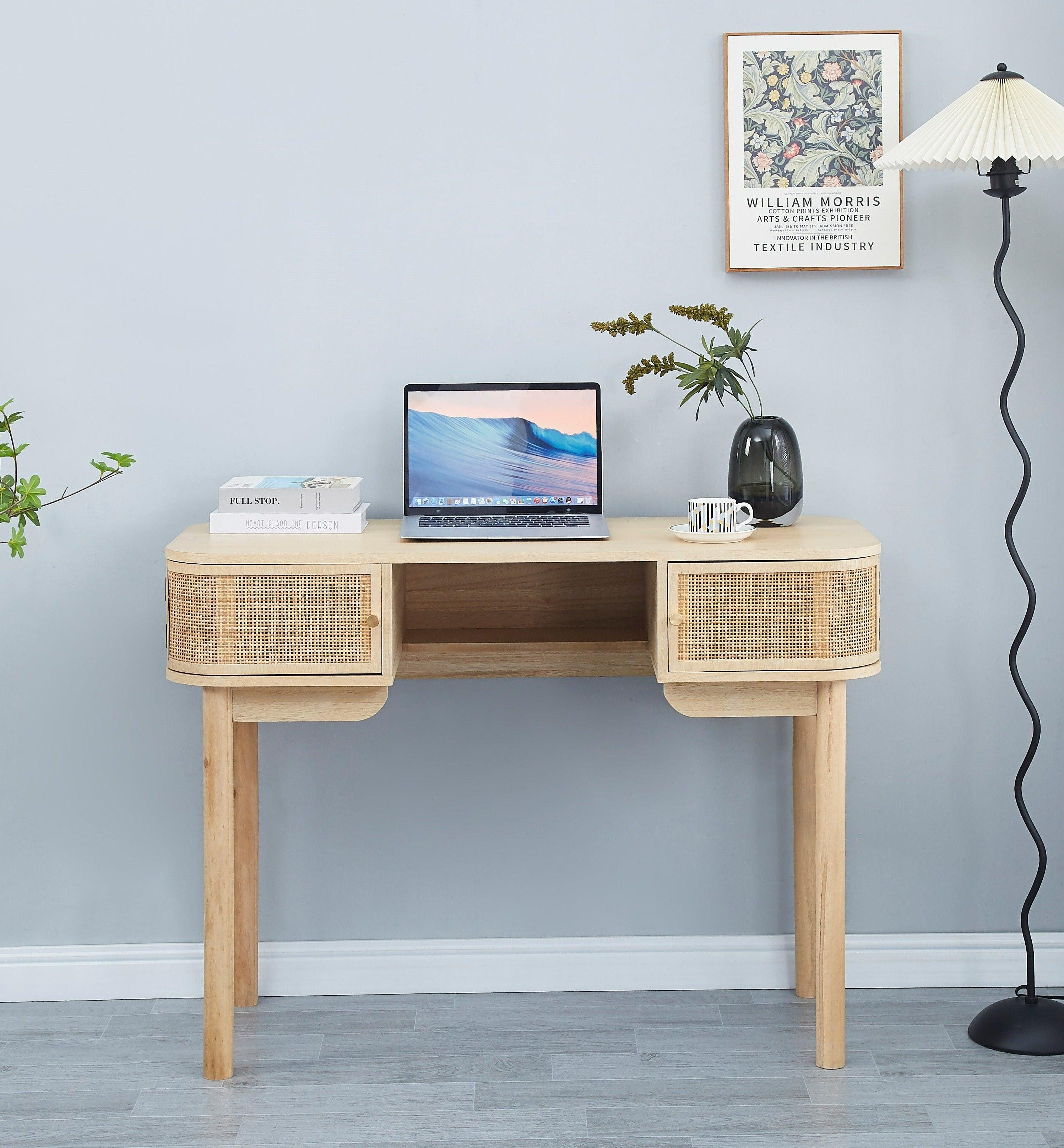 Biurko z 2 drzwiami, wykonane z drewna i rattanu