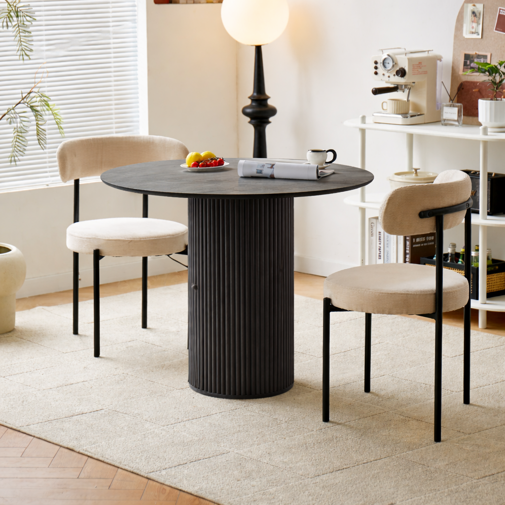 HAVANA – Okrągły stół do jadalni dla 4 osób, wykonany z litego drewna sosnowego w kolorze czarnymØ 90 cm