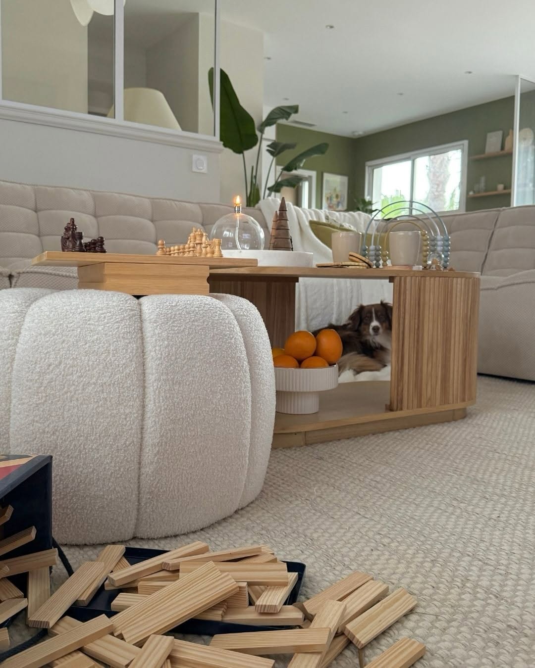 FJORD - Pufa z białymi pętelkami i paskami