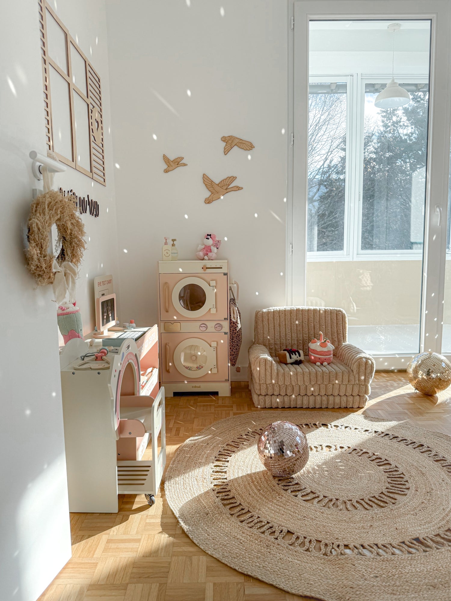 RUNE – Okrągły dywanik z naturalnej juty w kolorze brązowym, 180 x 180 cm