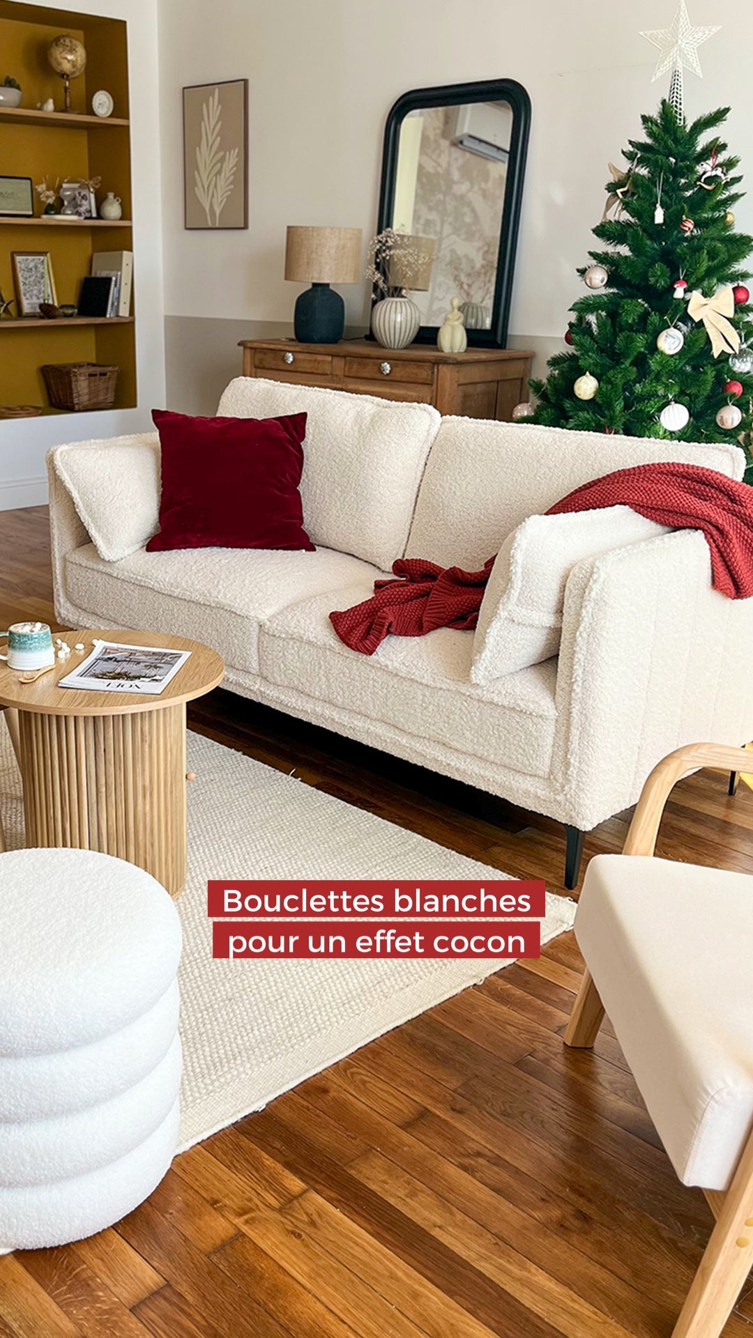 NUUK – 3-osobowa sofa z metalu i białych pętelek