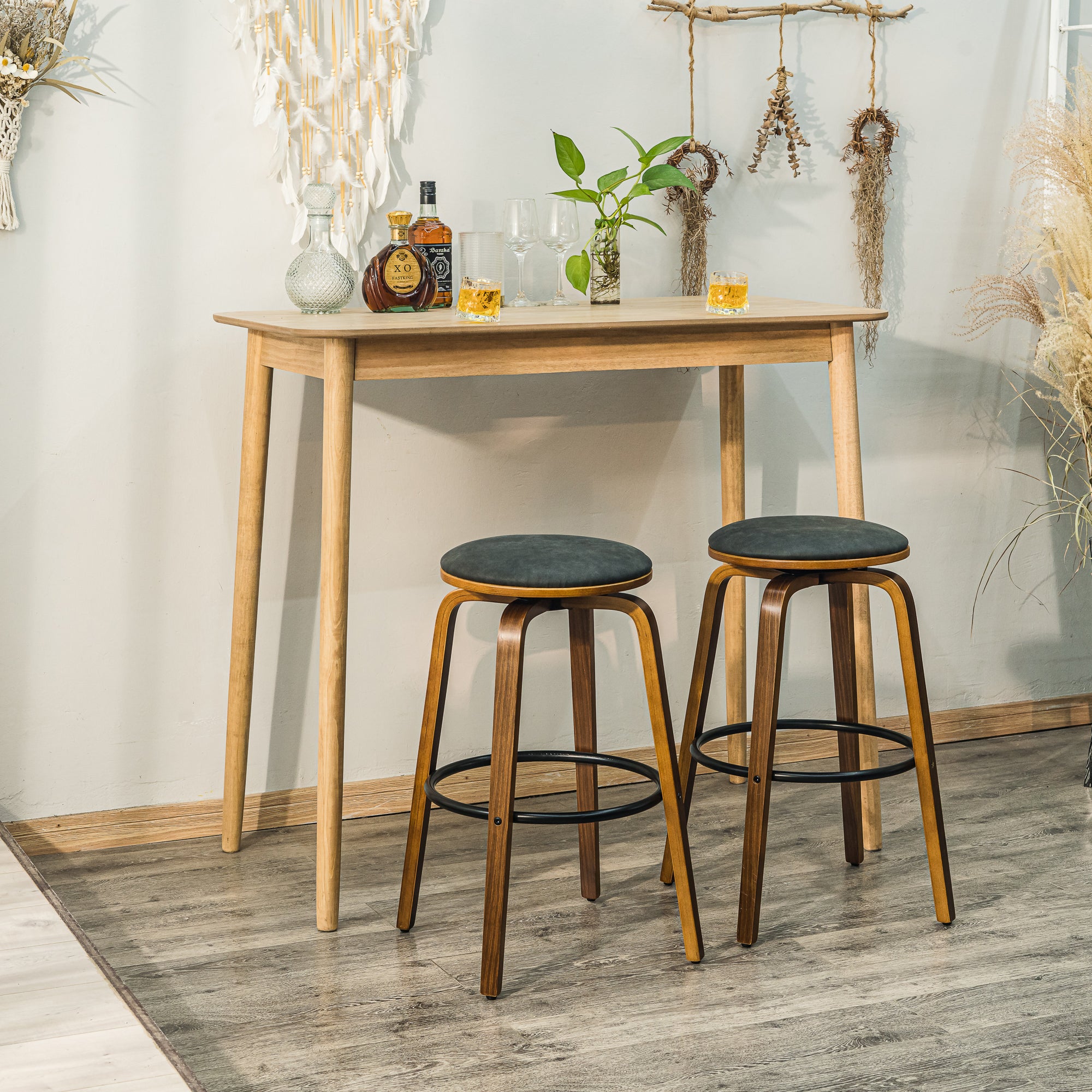 Zestaw 2 stołków barowych z drewna i czarnego imitacji skóry