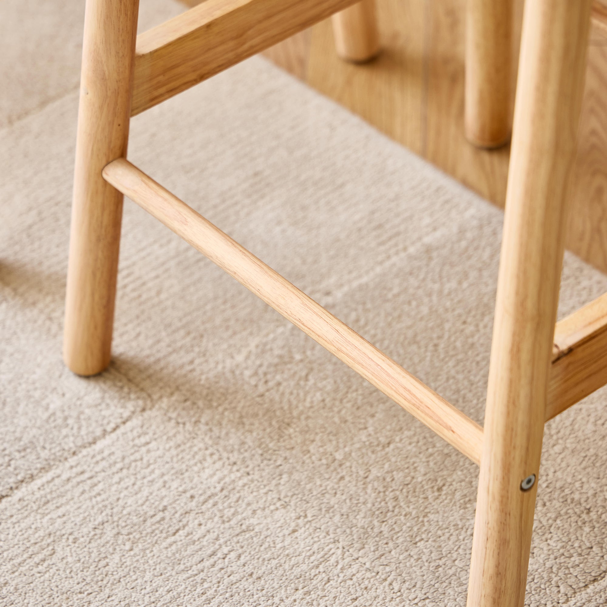 SALTA - Zestaw 2 stołków barowych z litego drewna i liny