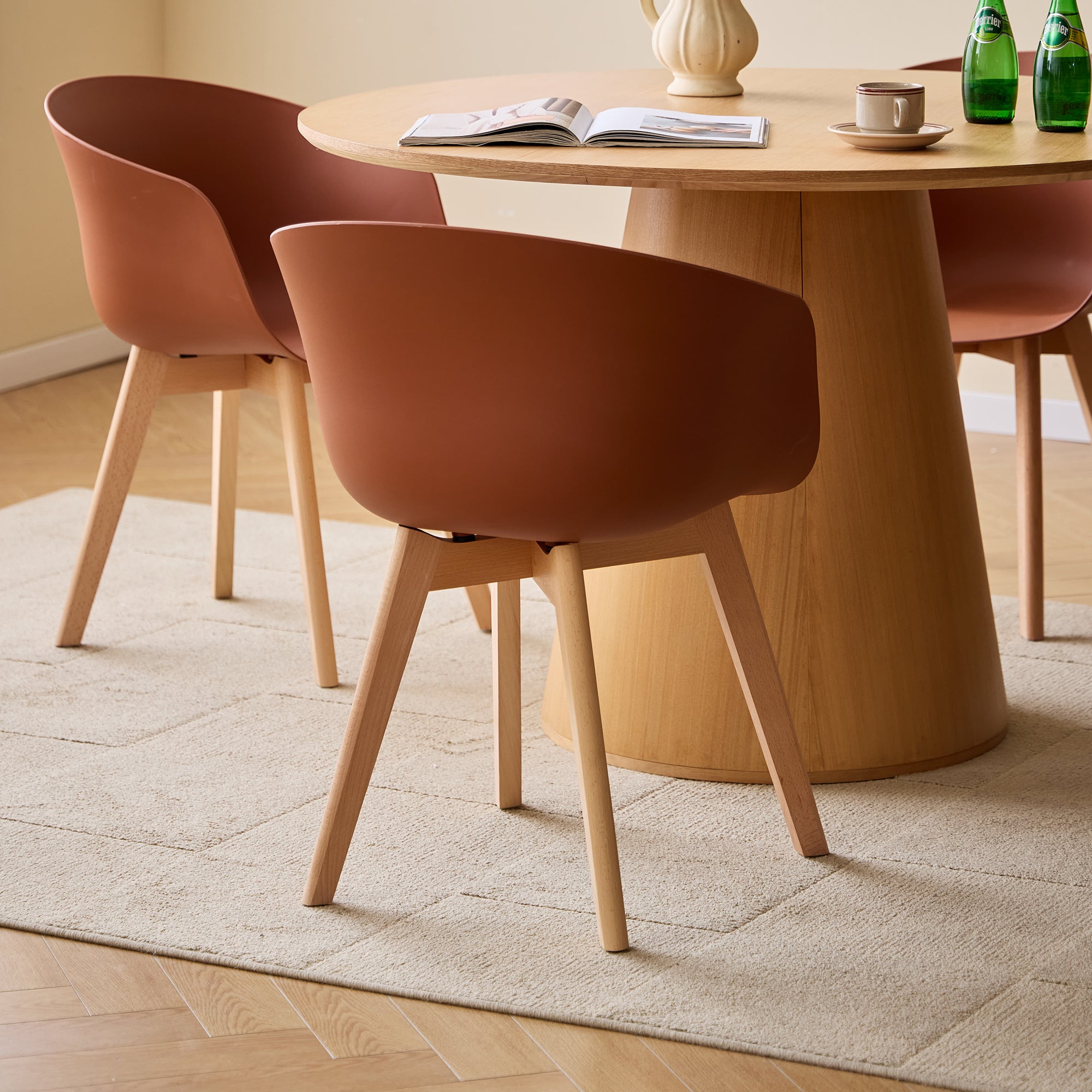 ALBORG – Zestaw 4 skandynawskich krzeseł z drewna i polipropylenu w kolorze terakoty