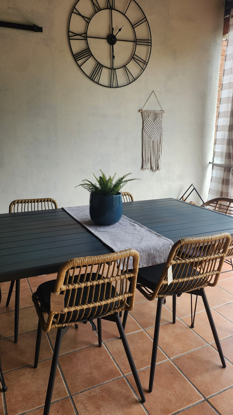 Zestaw 4 krzeseł z metalu i rattanu