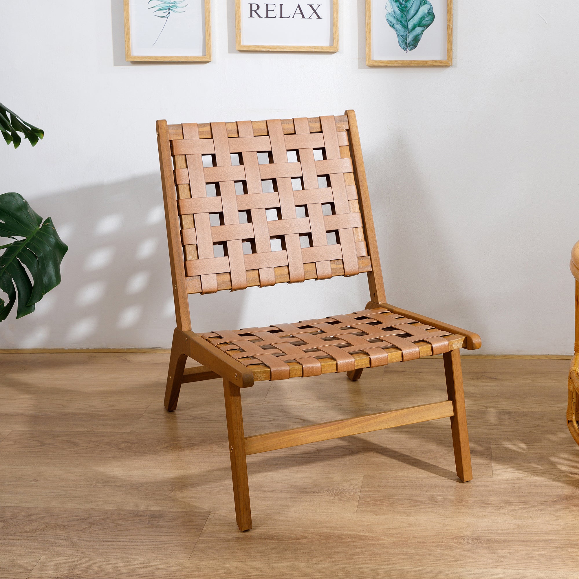 AGUILARES – Fotel do wnętrz i na zewnątrz z litego drewna akacjowego i zamszu