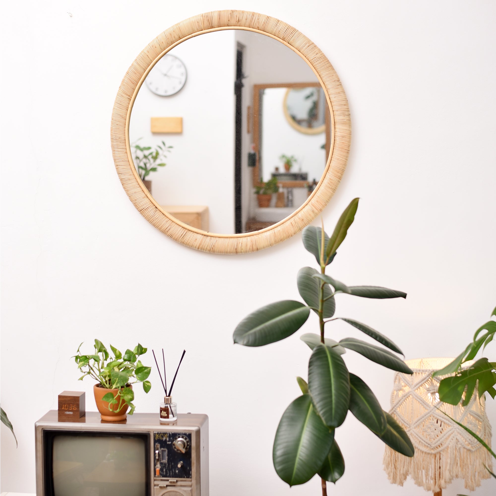 DARWIN – Okrągłe lustro Ø 75 cm z naturalnego rattanu