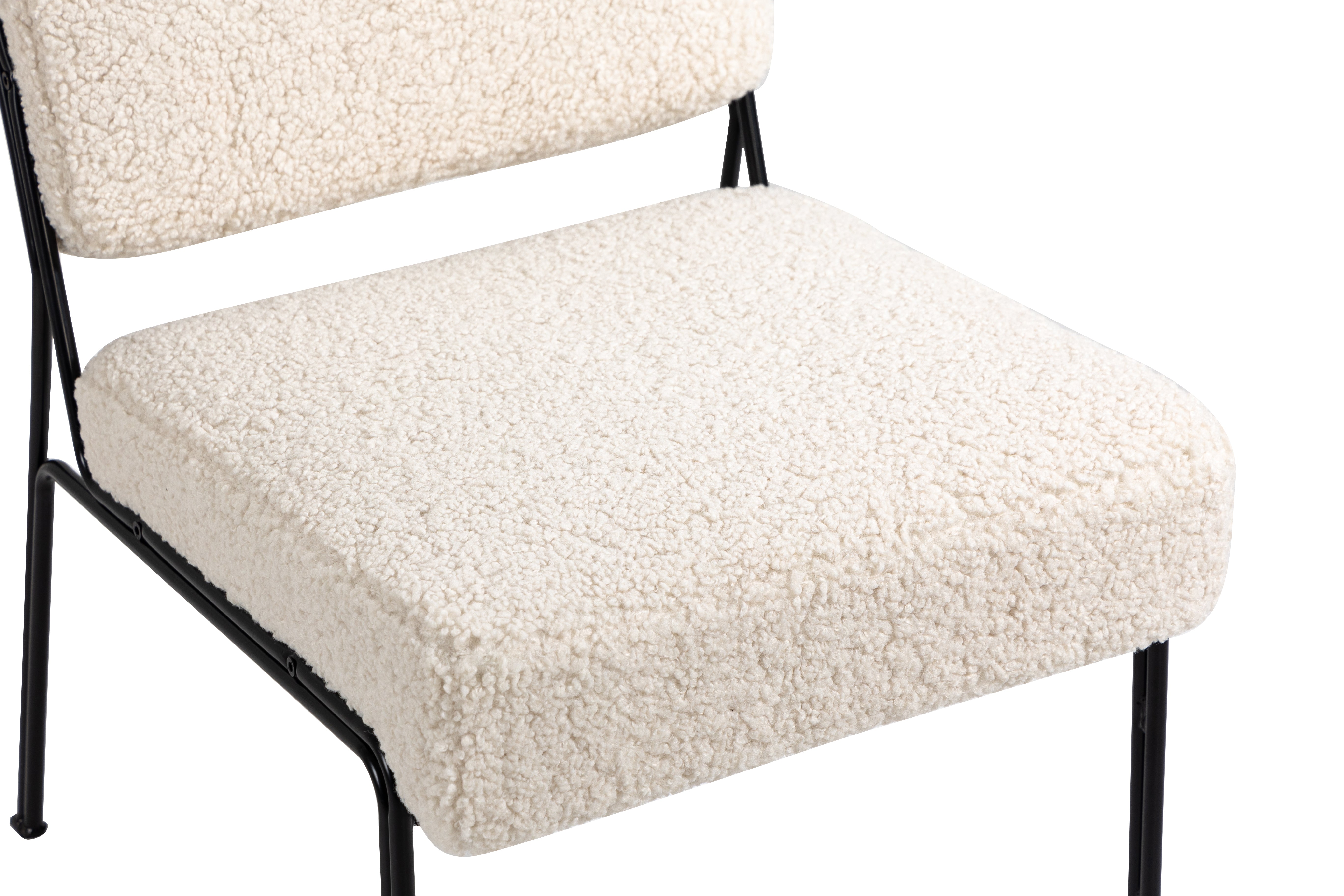 Fotel salonowy z metalu i białymi pętelkami