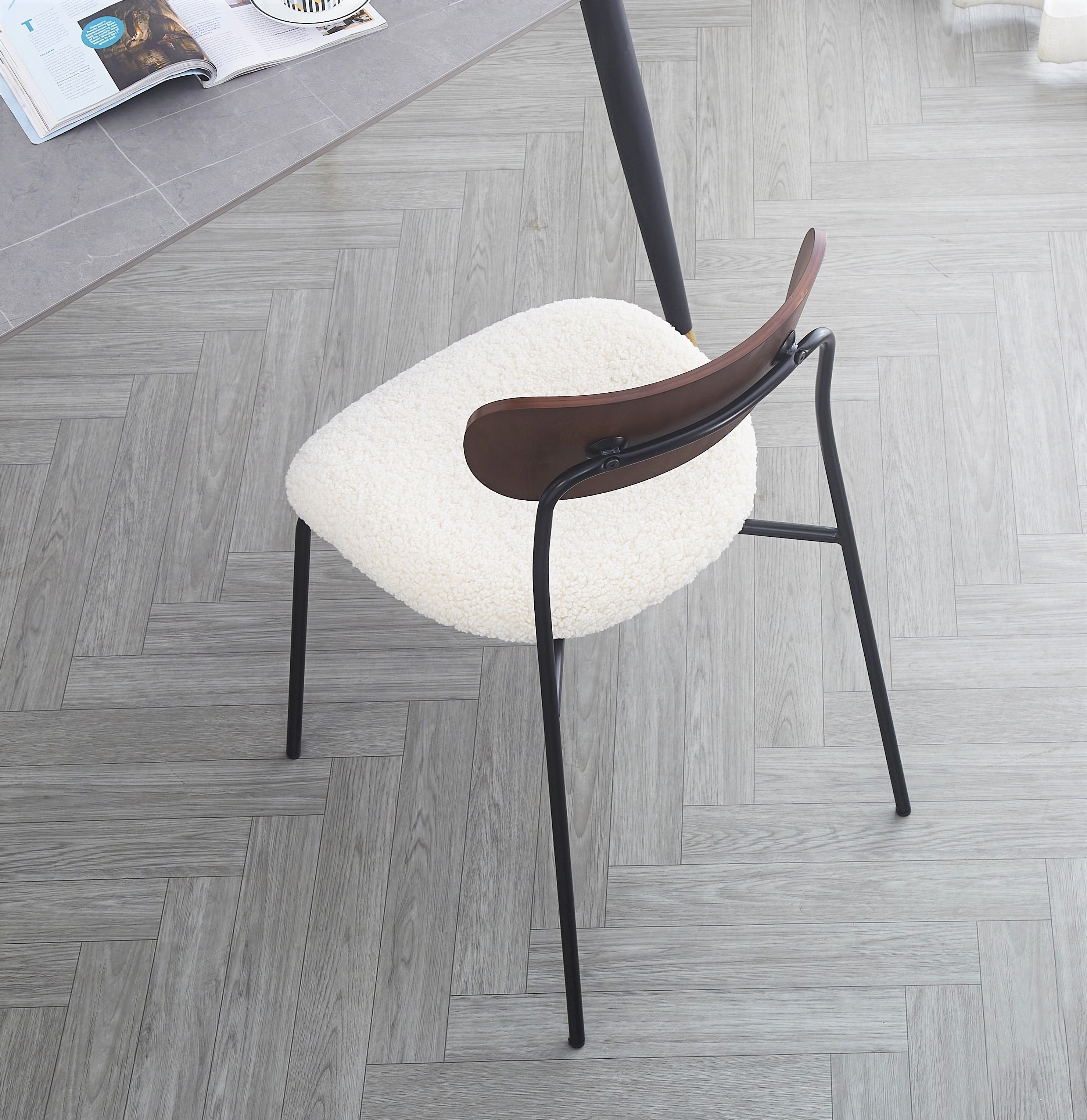 Esszimmerstühle (2er Set) aus Metall und Bouclé Weiß