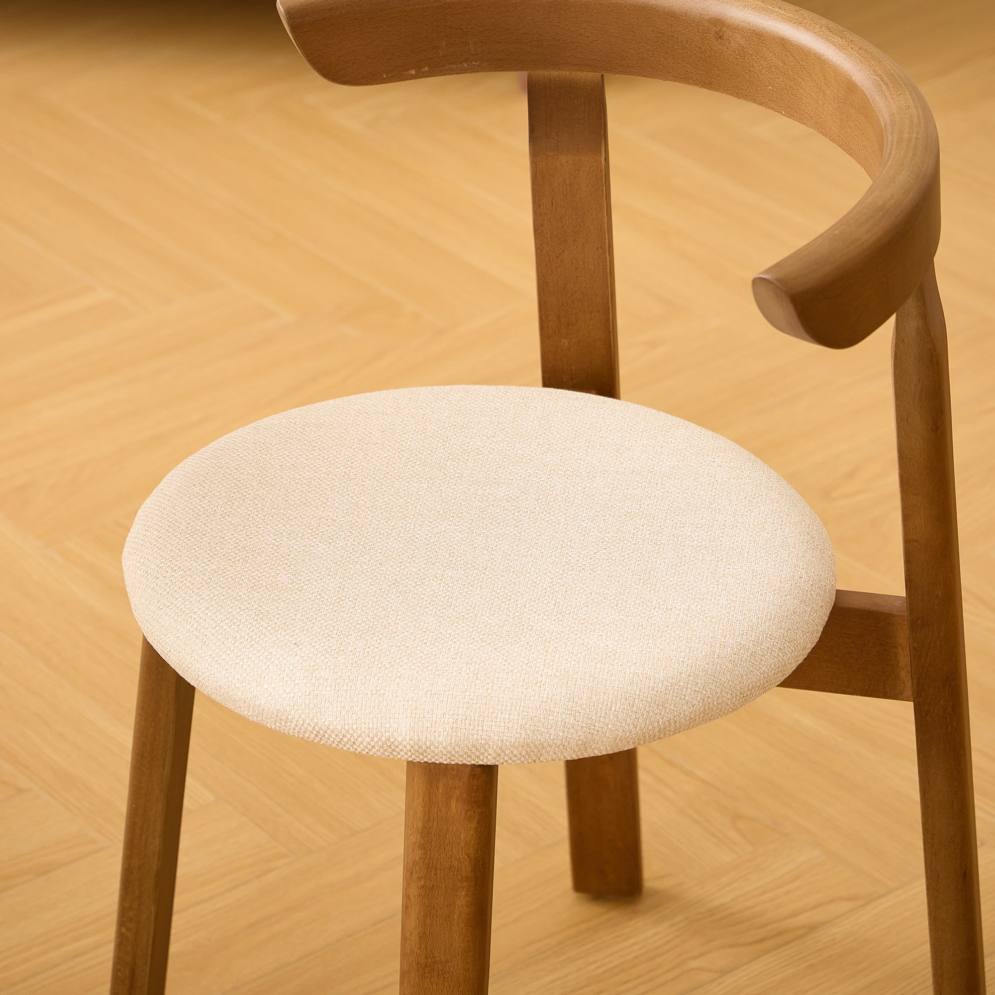 SYOTE – Zestaw 2 krzeseł do jadalni z ciemnego drewna i beżowej tkaniny