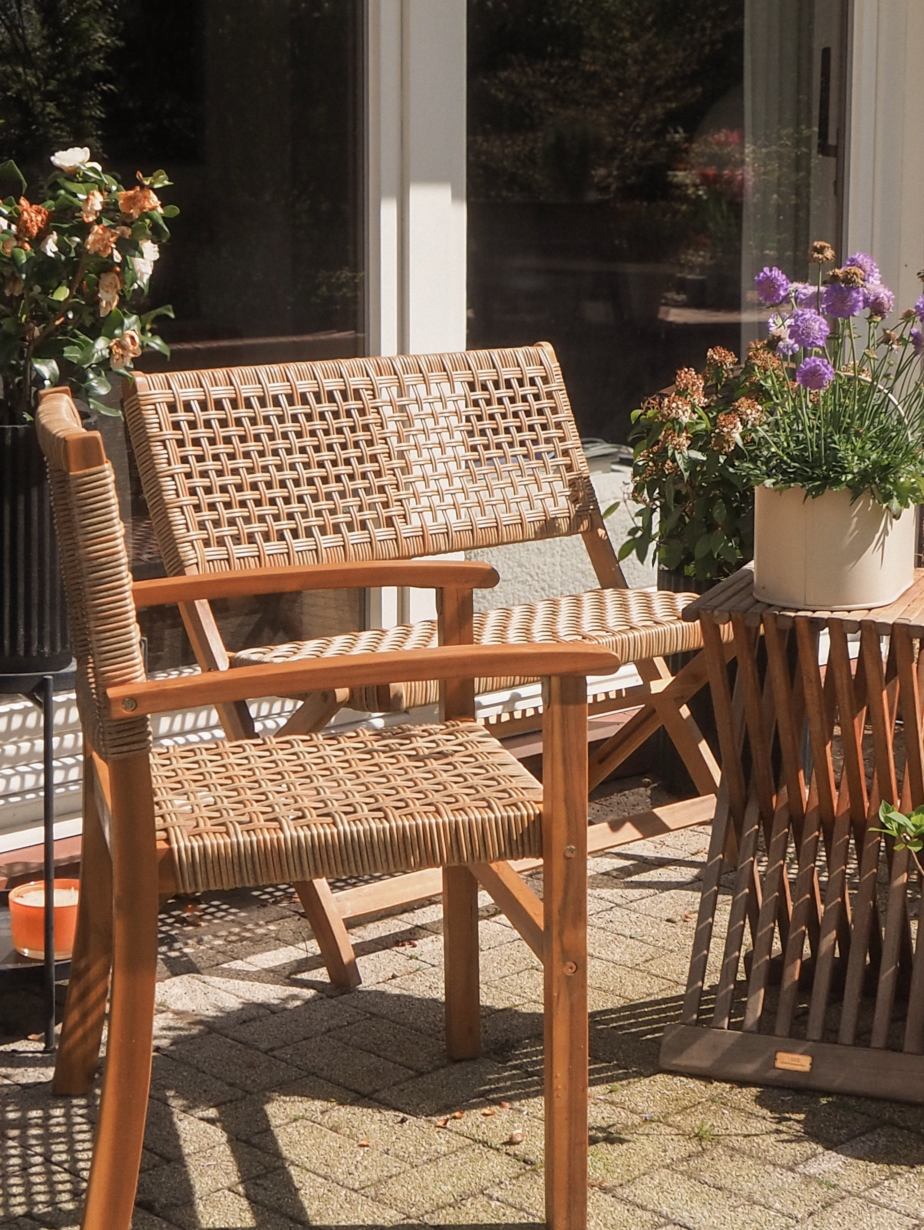 MACEIO – Zestaw 2 krzeseł ogrodowych z drewna akacjowego i liny