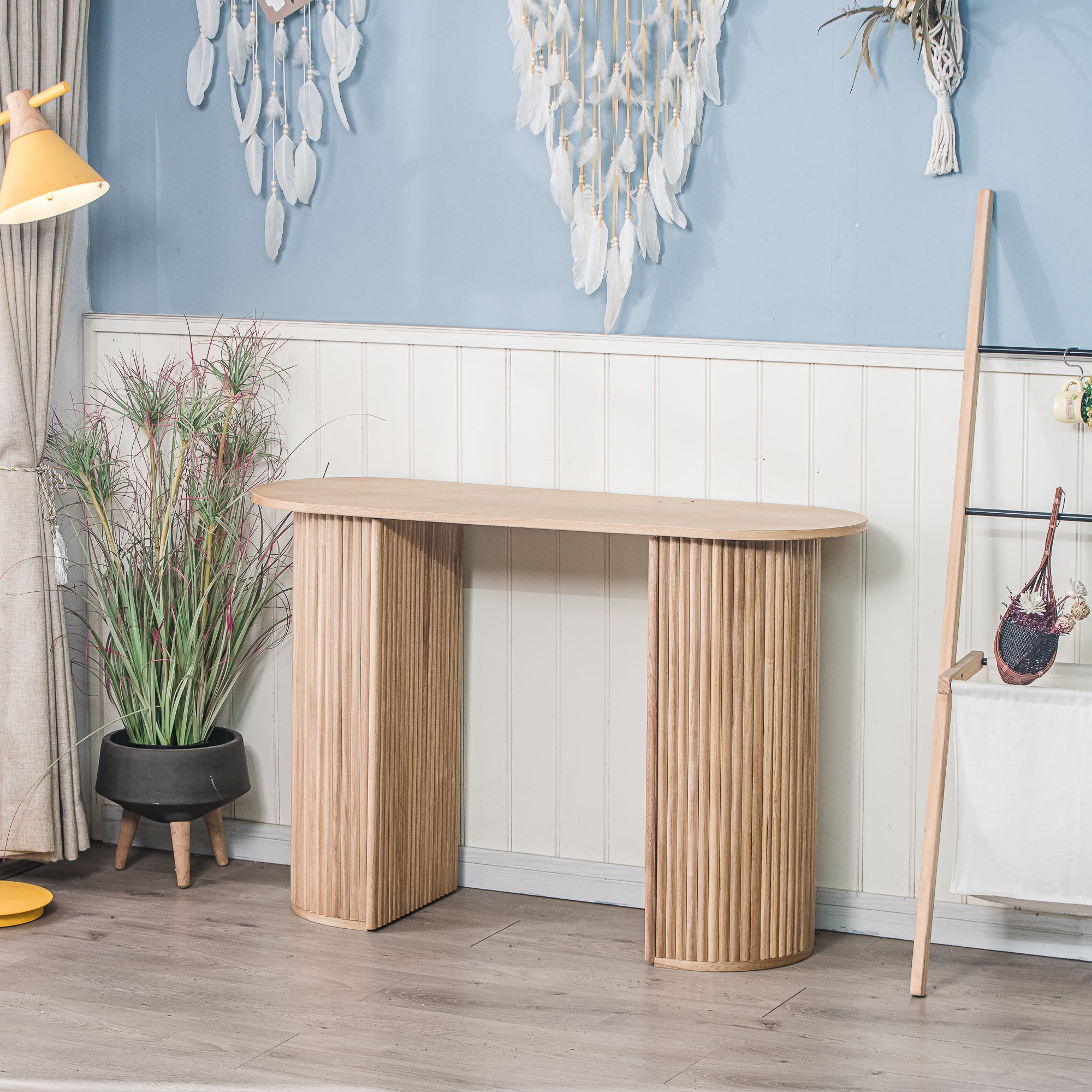 PIREUS – Konsola drewniana w naturalnym kolorze