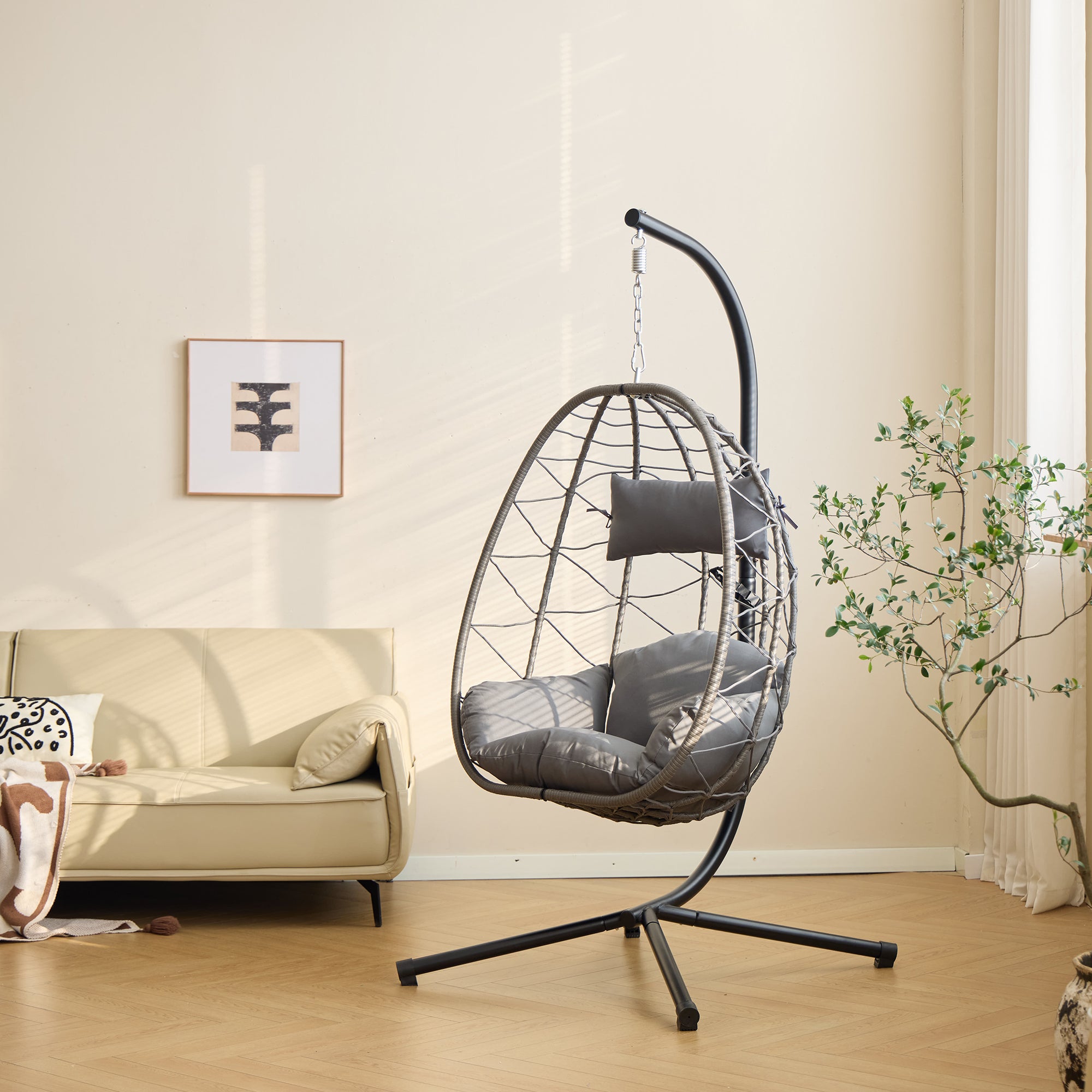 VENICE – Wiszący fotel z rattanu i czarnego metalu