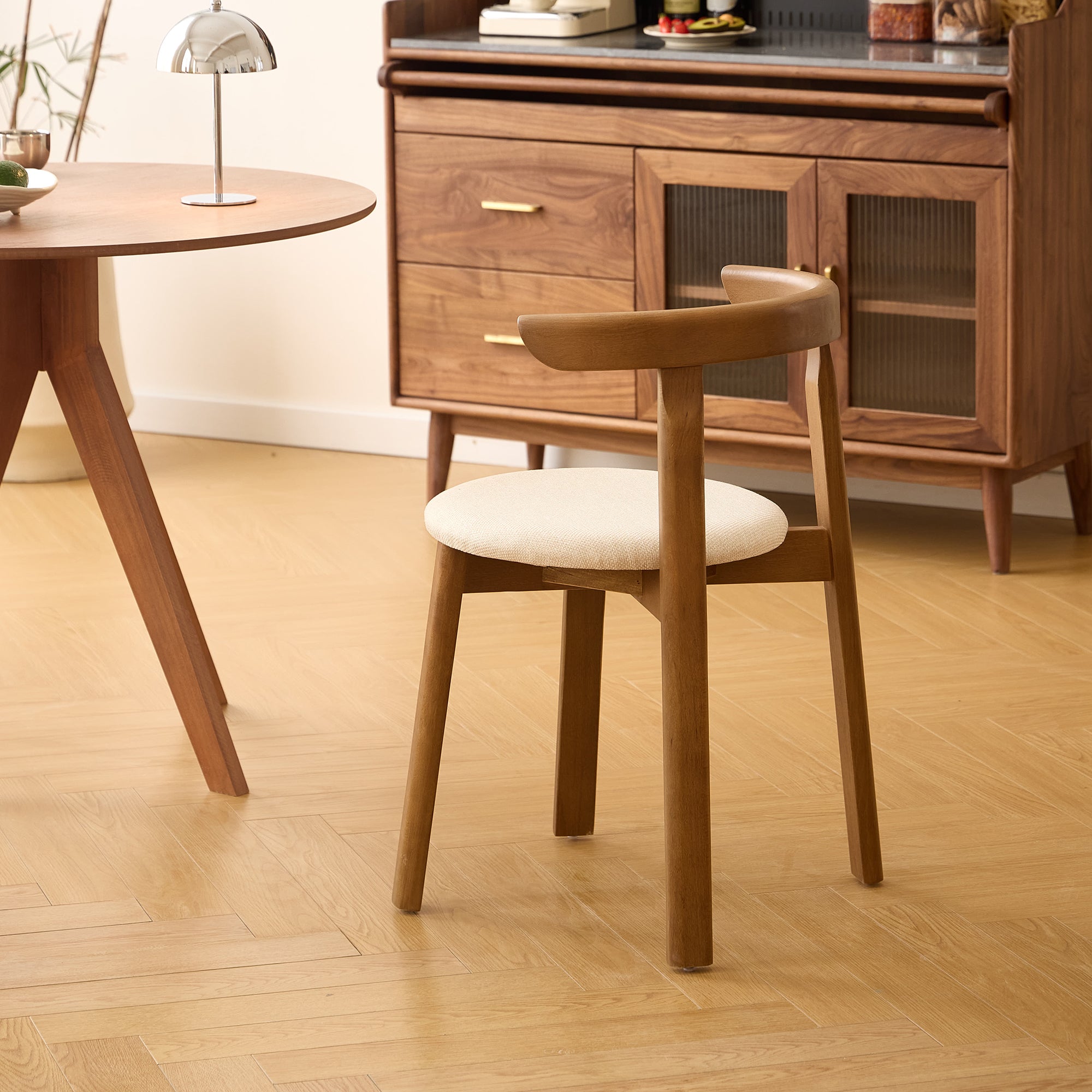 SYOTE – Zestaw 2 krzeseł do jadalni z ciemnego drewna i beżowej tkaniny