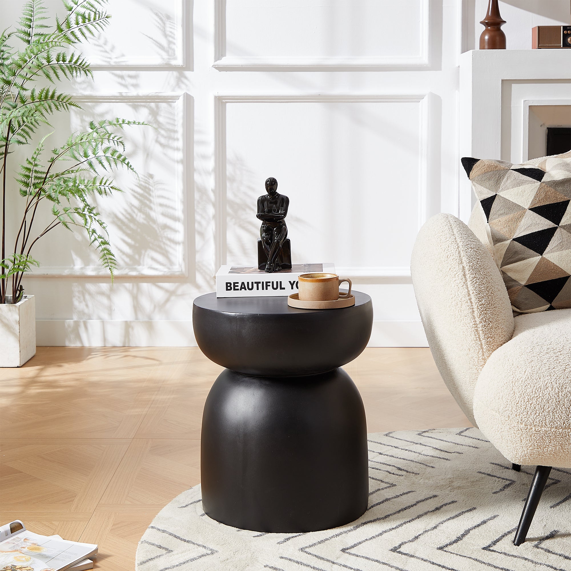 NORDFYN – stolik pomocniczy do kanapy, do użytku wewnątrz i na zewnątrz, z czarnego magnezytu