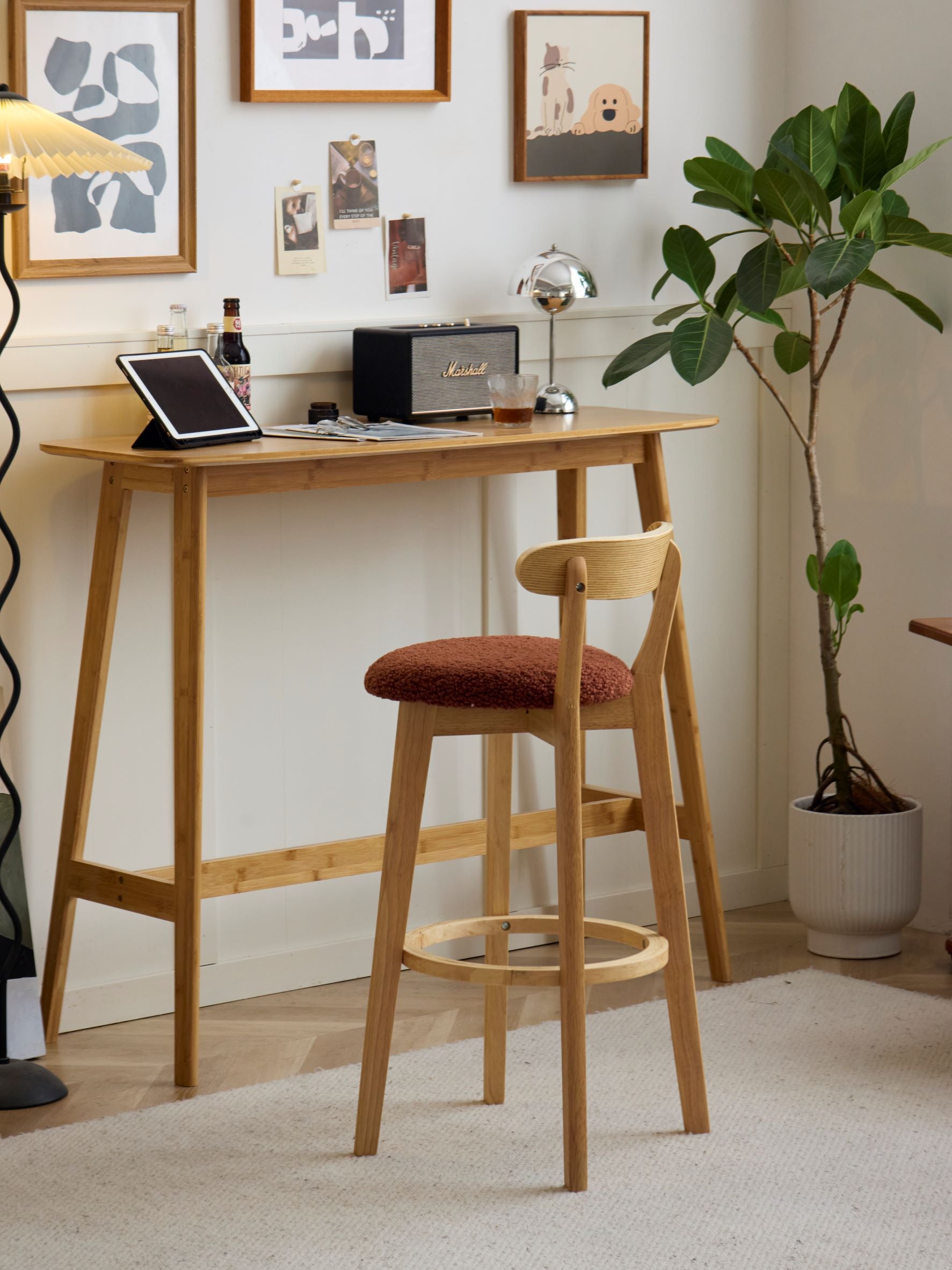 VITORIA – Zestaw 2 stołków barowych z drewna i pętelkami w kolorze terakoty