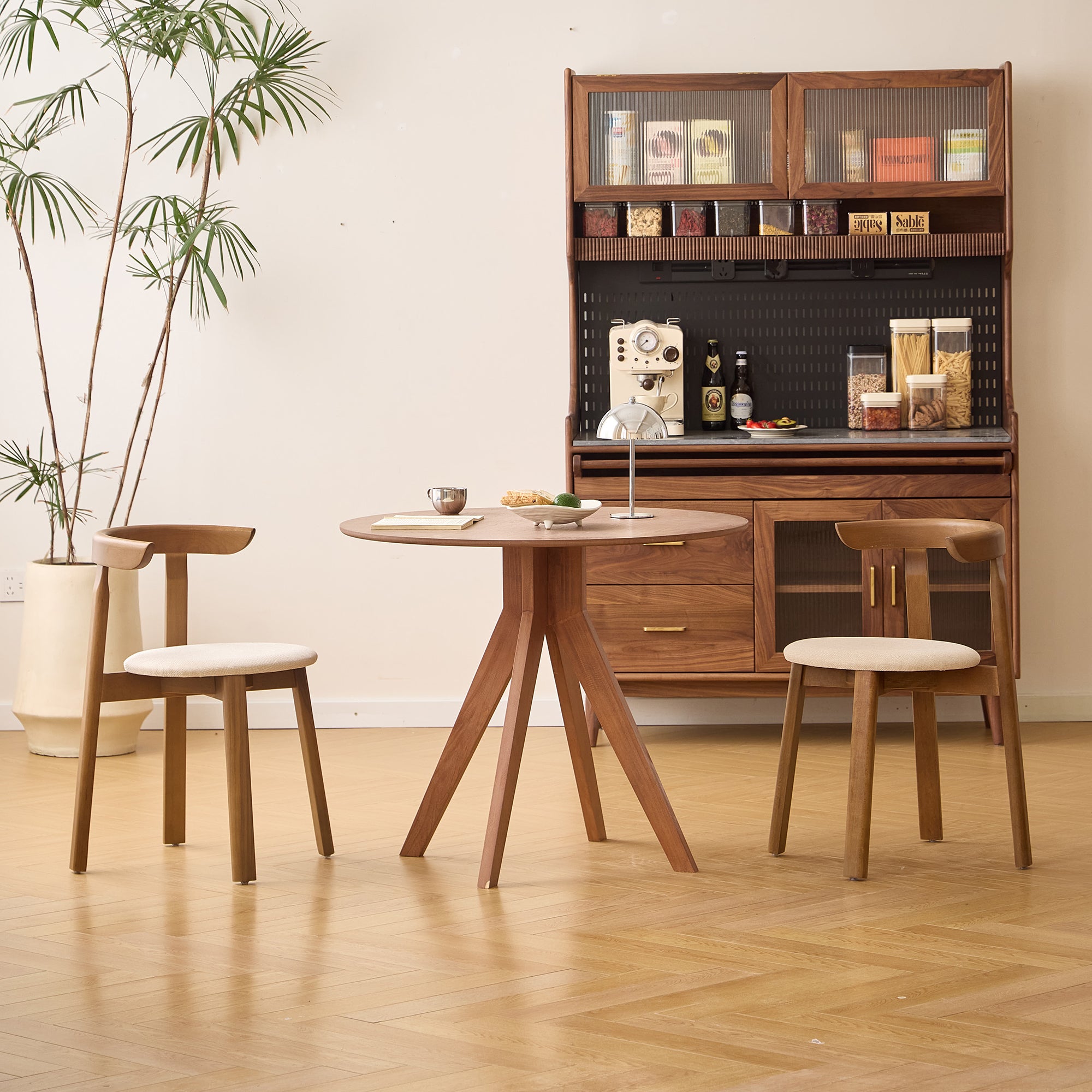 SYOTE – Zestaw 2 krzeseł do jadalni z ciemnego drewna i beżowej tkaniny