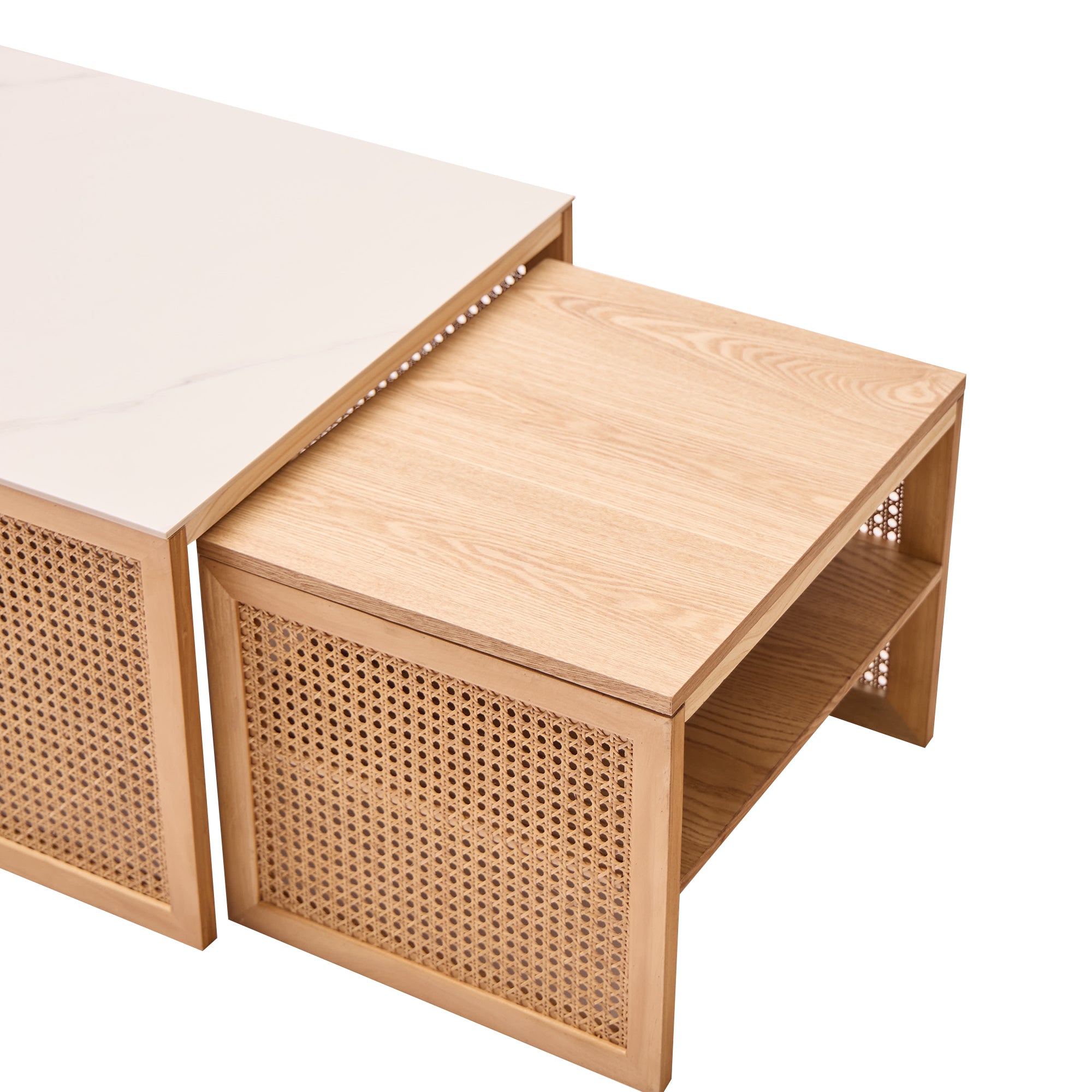 TROMSO – Zestaw 2 stolików kawowych z rattanu i blatem imitującym marmur