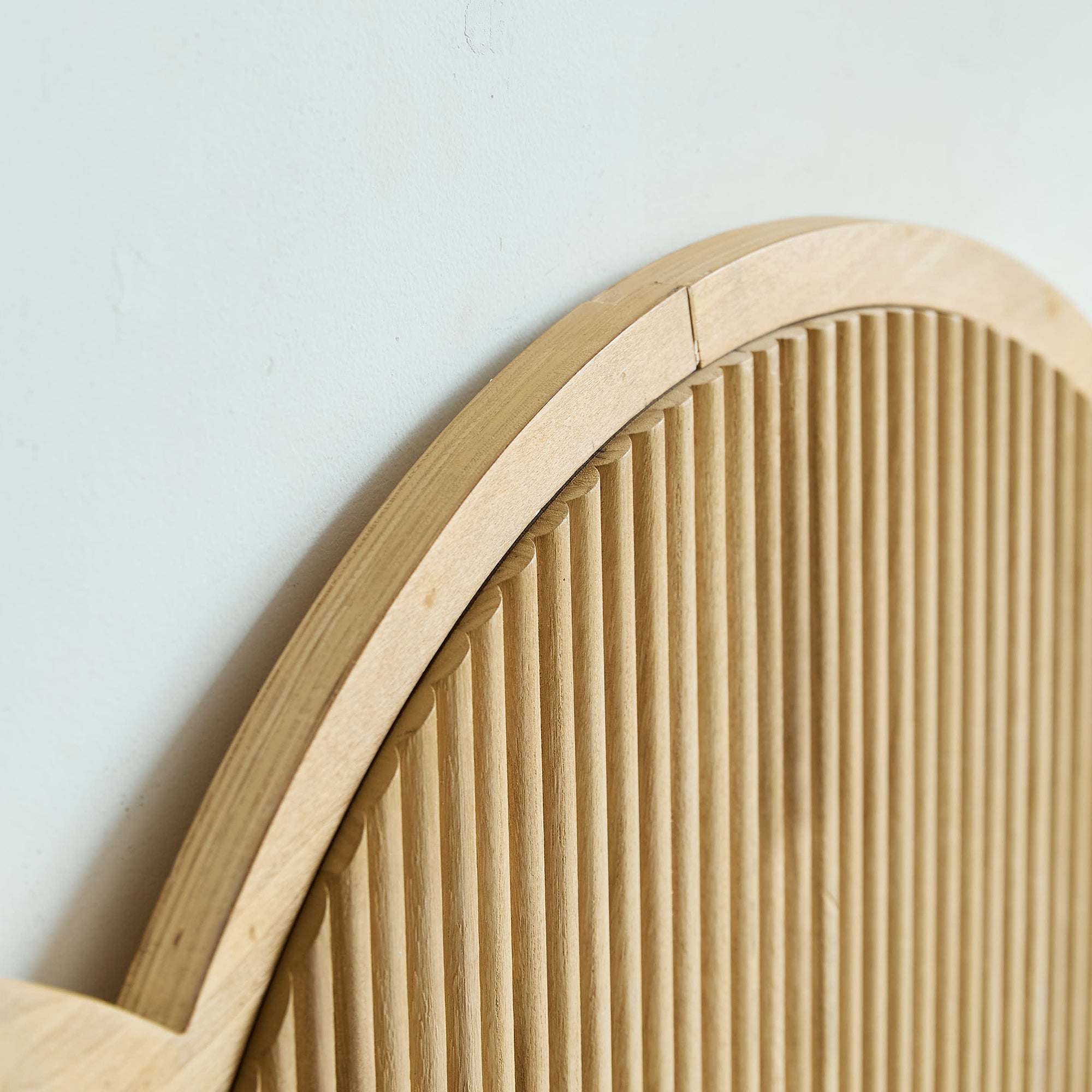 BODO – zagłówek łóżka 160 z litego drewna i naturalnego rattanu