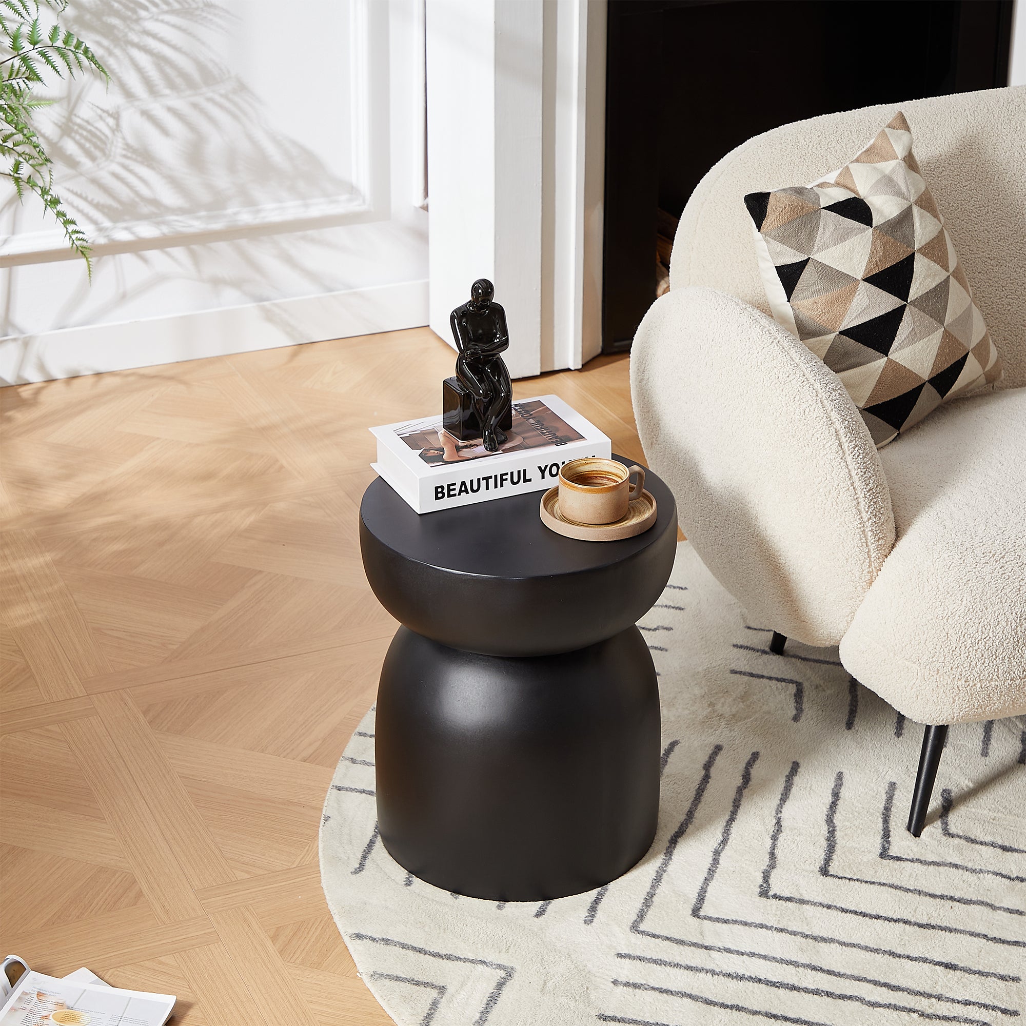 NORDFYN – stolik pomocniczy do kanapy, do użytku wewnątrz i na zewnątrz, z czarnego magnezytu