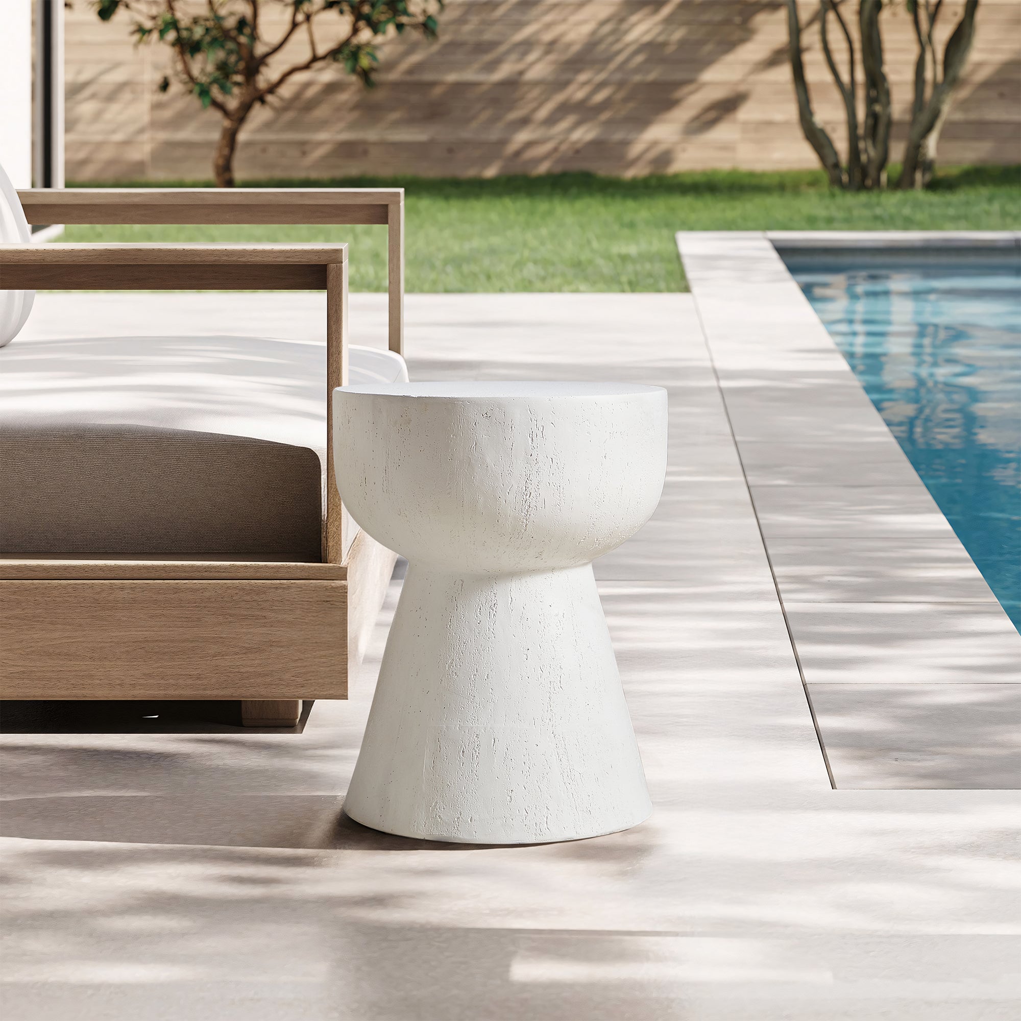 SORSELE - Stolik pomocniczy do kanapy, do użytku wewnątrz i na zewnątrz, z magnezytu, biały