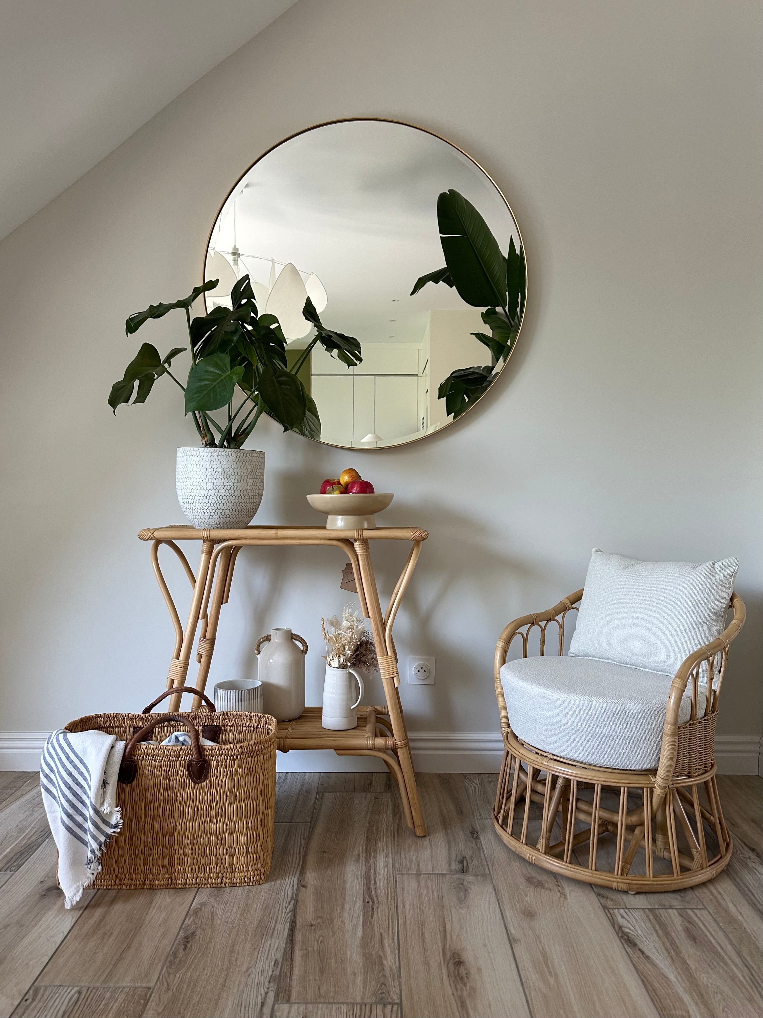 NUHA – Konsola z naturalnego rattanu