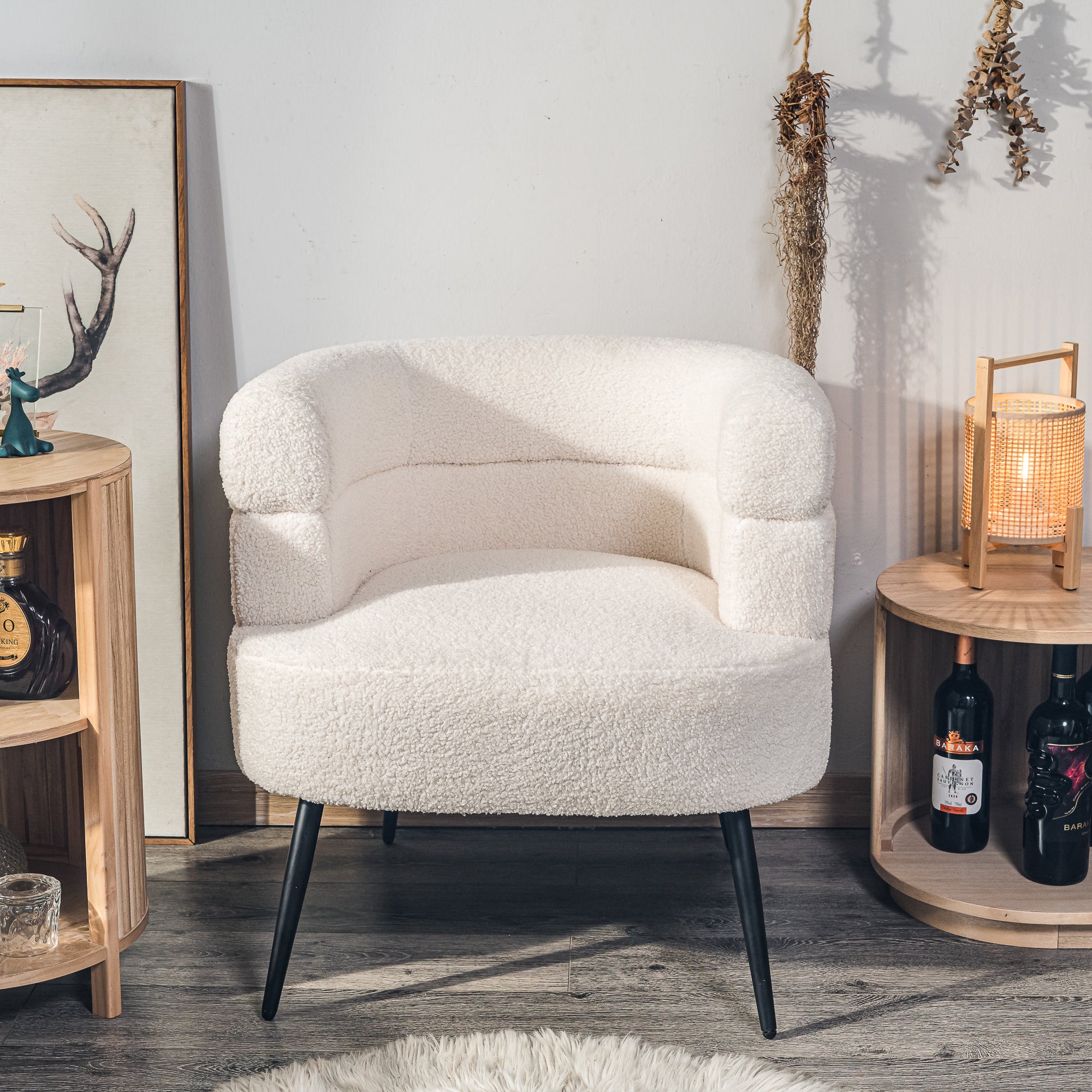 KORGEN – Fotel salonowy z metalu i białych pętelek