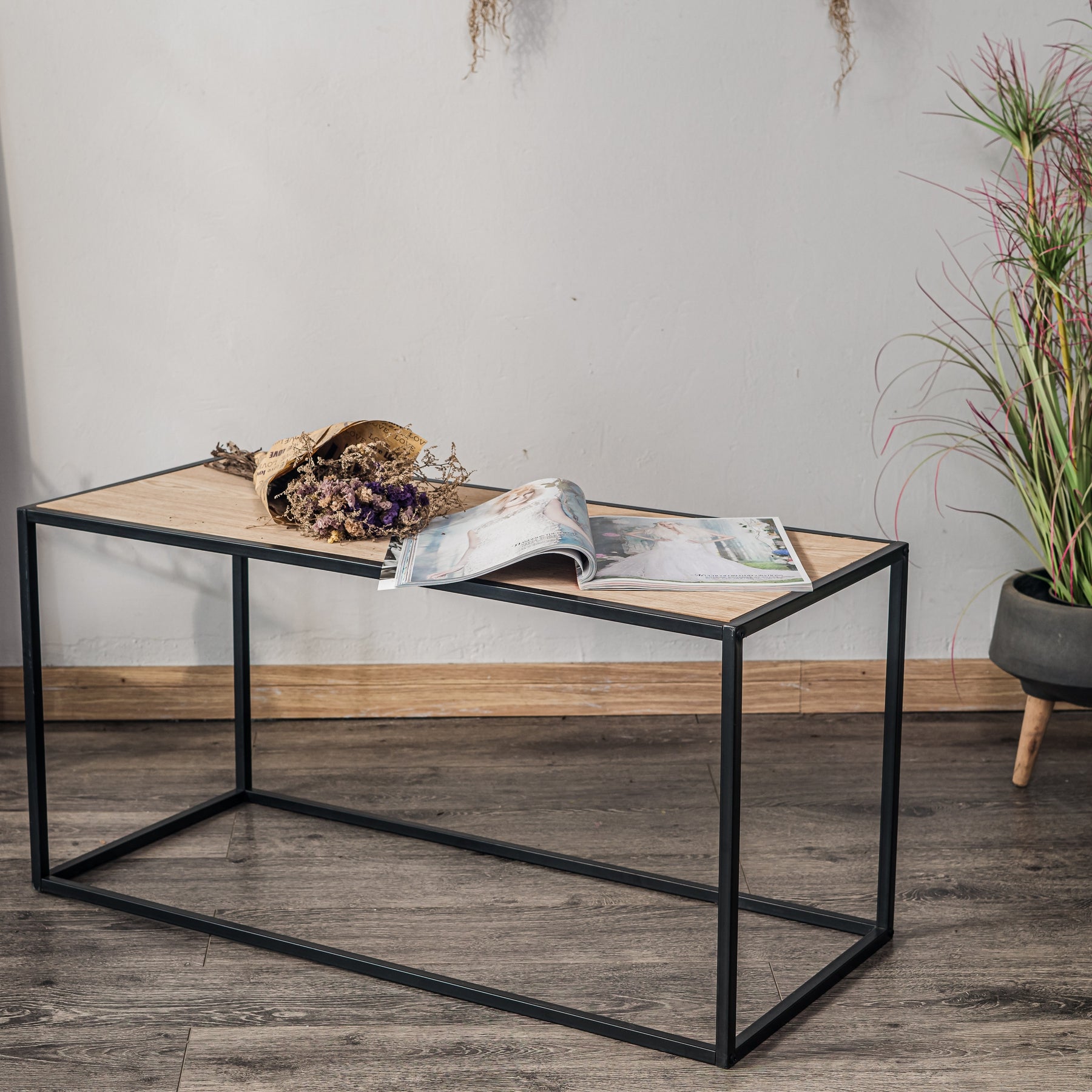 MONROE - Table basse industrielle en bois et métal noir