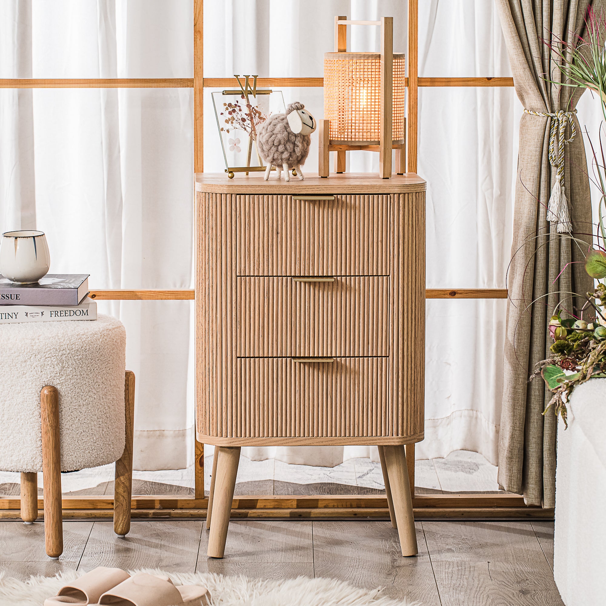 BALI – Komoda z 3 szufladami z naturalnego drewna