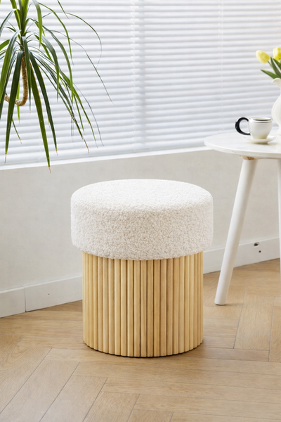 OTSU - Pouf in bouclé bianco con base in legno