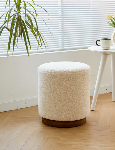 SOKA - Pouf in bouclé bianco con base in legno